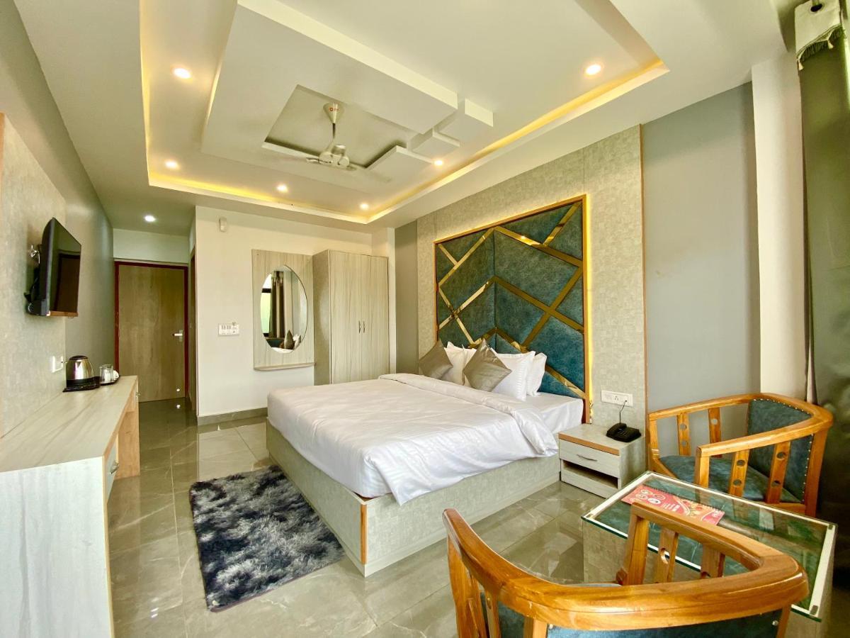 Hotel Kavita Palace لانسداون المظهر الخارجي الصورة